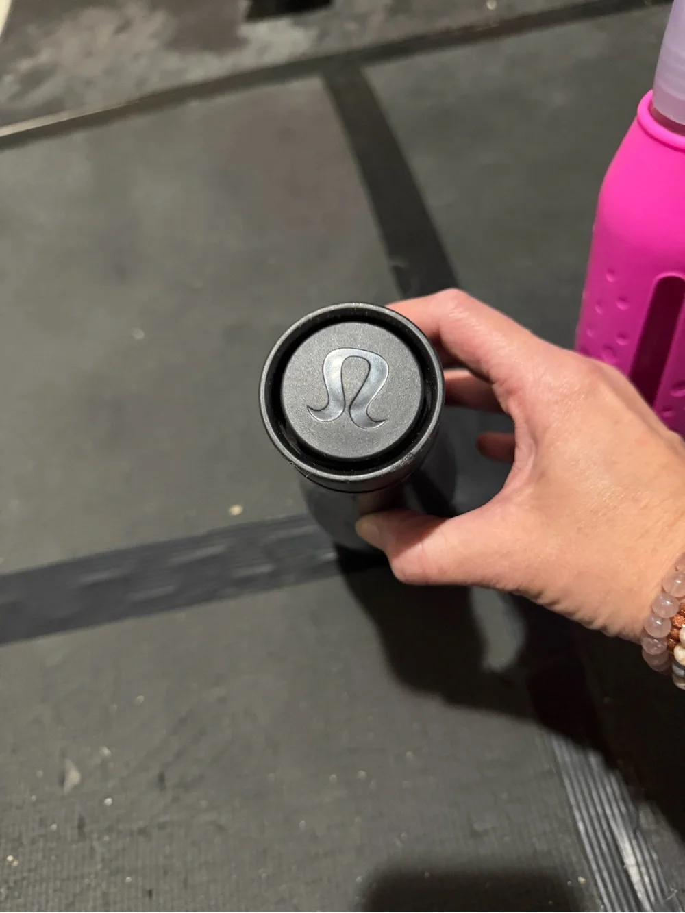 Bundle Lululemon water bottles